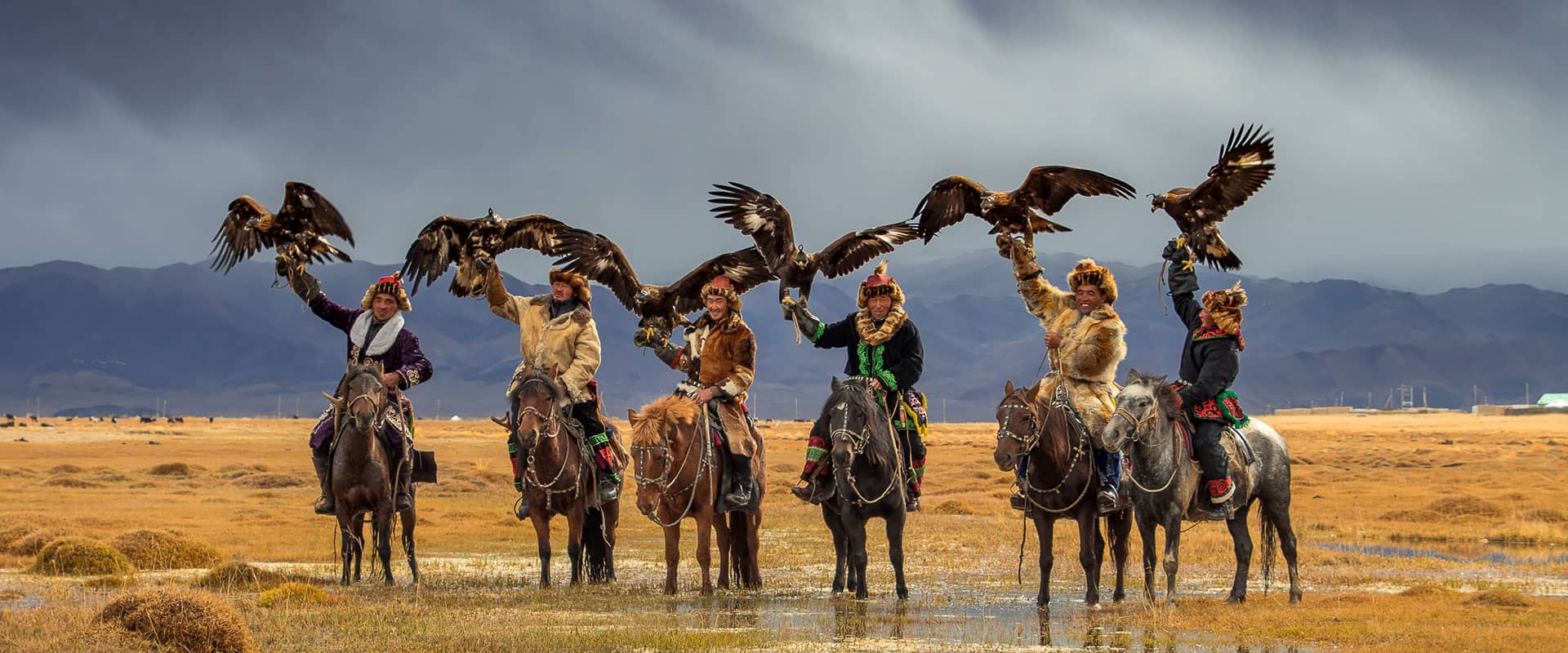 Golden Eagle Festival Tour - Sunpath Mongolia